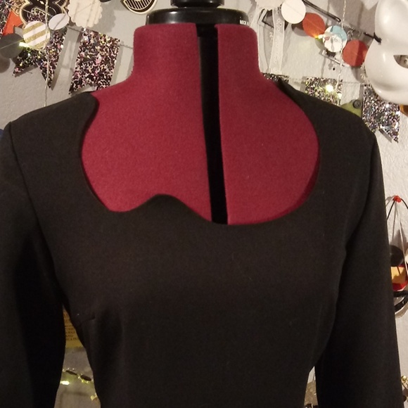 The Perfect Little Black Dress (12) - Picture 2 of 2